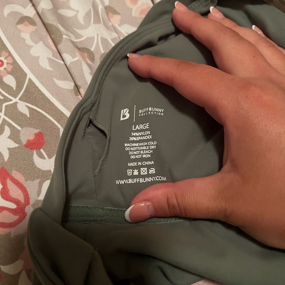 Buffbunny Alpha Sports Bra - Agave Green in Size L - Picture 5 of 5